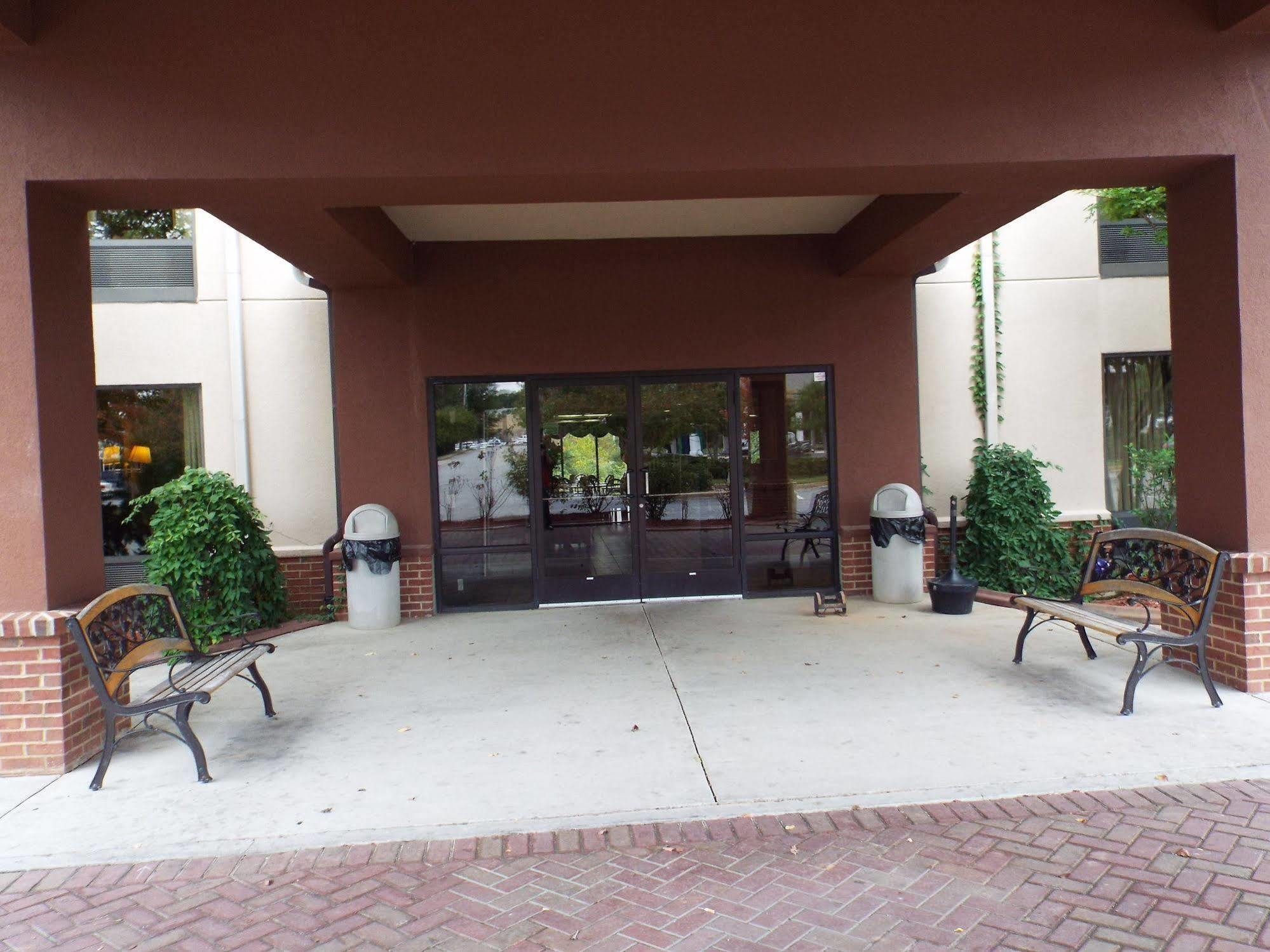Quality Inn & Suites Canton, Ga Exterior photo
